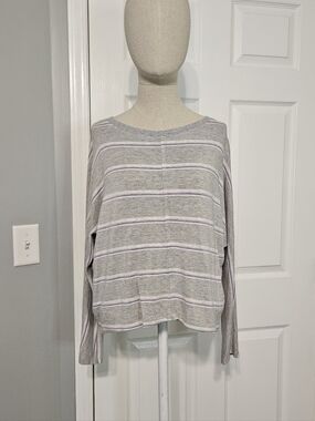 CLEARANCE! Lou & Grey Light Gray Long-Sleeve Top with Lavender Stripes